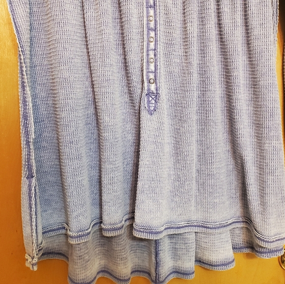 SOLD 🚫 We The Free Kai Thermal Henley Top Lilac Flowy Long Sleeve Blouse - Picture 4 of 7